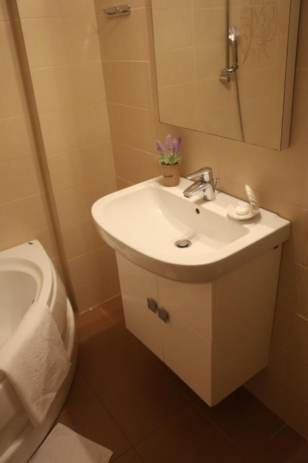 Vega Beach Apartment มามายา ภายนอก รูปภาพ
